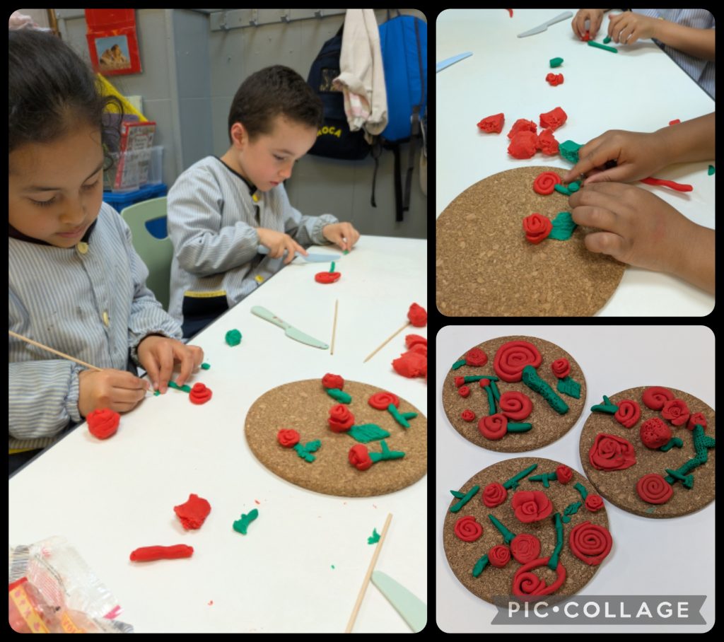 Aquesta vegada, seguint amb les tradicions, els lleonets hem preparat unes roses amb plastilina per celebrar Sant Jordi. Afavorint un entorn relaxat, hem desenvolupat les nostres destreses manuals i la nostra creativitat i lliurement hem trobat la manera de fer les roses utilitzant uns o altres materials.
Després les hem tingut exposades al nostre Raconet de Sant Jordi, feien molt de goig.